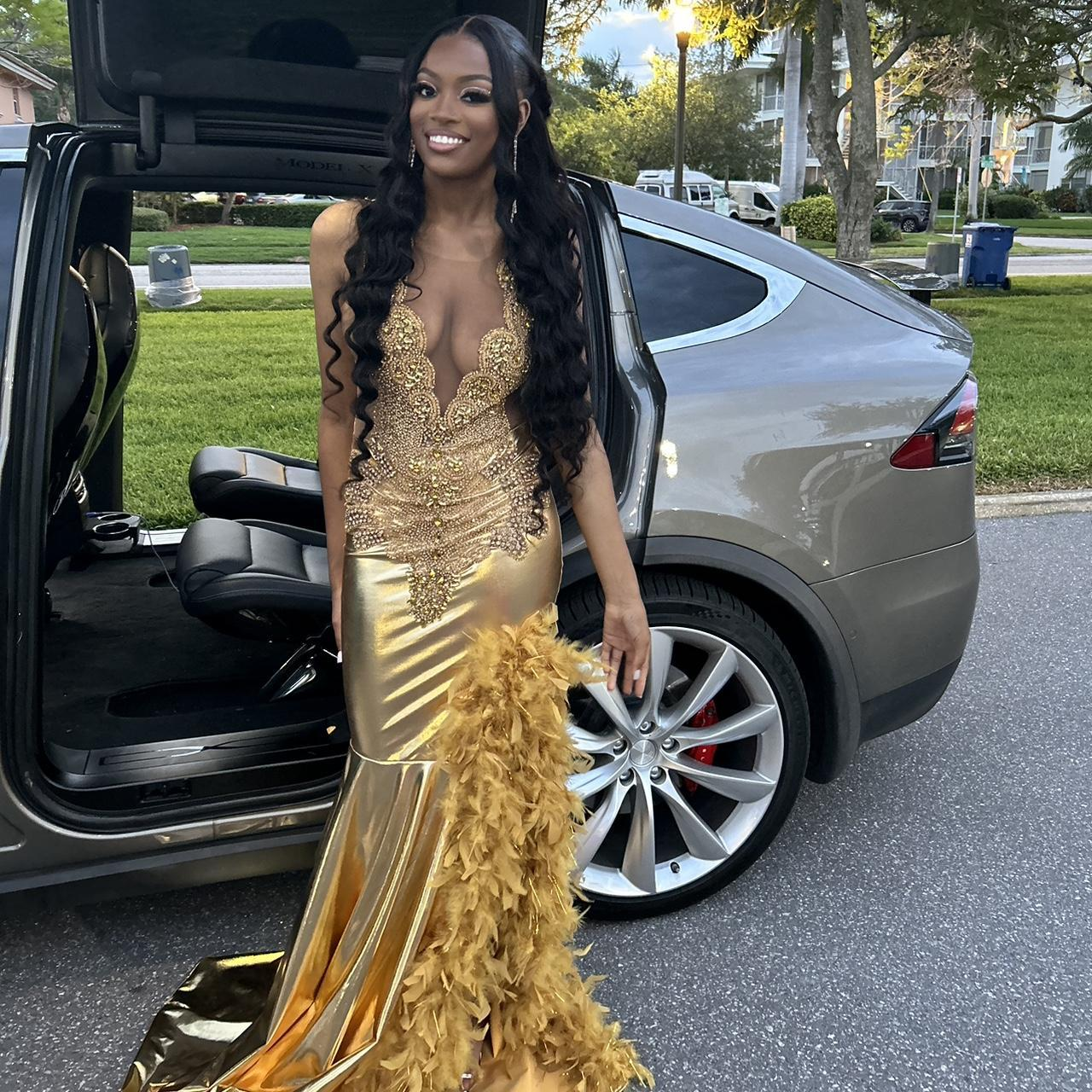 Luxuriöses Abendkleid aus Satin mit Perlen und Federn, langer Schlitz, Ballkleid Y7948