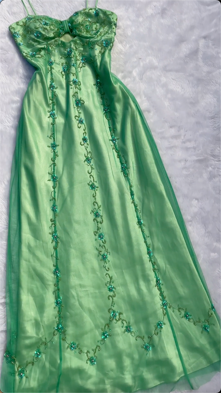 Elegantes grünes Tüll-Abendkleid mit Perlenbesatz, lang, Y8298