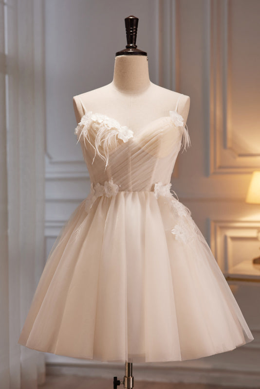Nolwenn | Vestidos de fiesta cortos de tul con escote en forma de corazón y tirantes finos