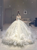 Luxuriöses weißes bauschiges Brautkleid mit Schleppe, atemberaubendes weißes Brautkleid Y6770