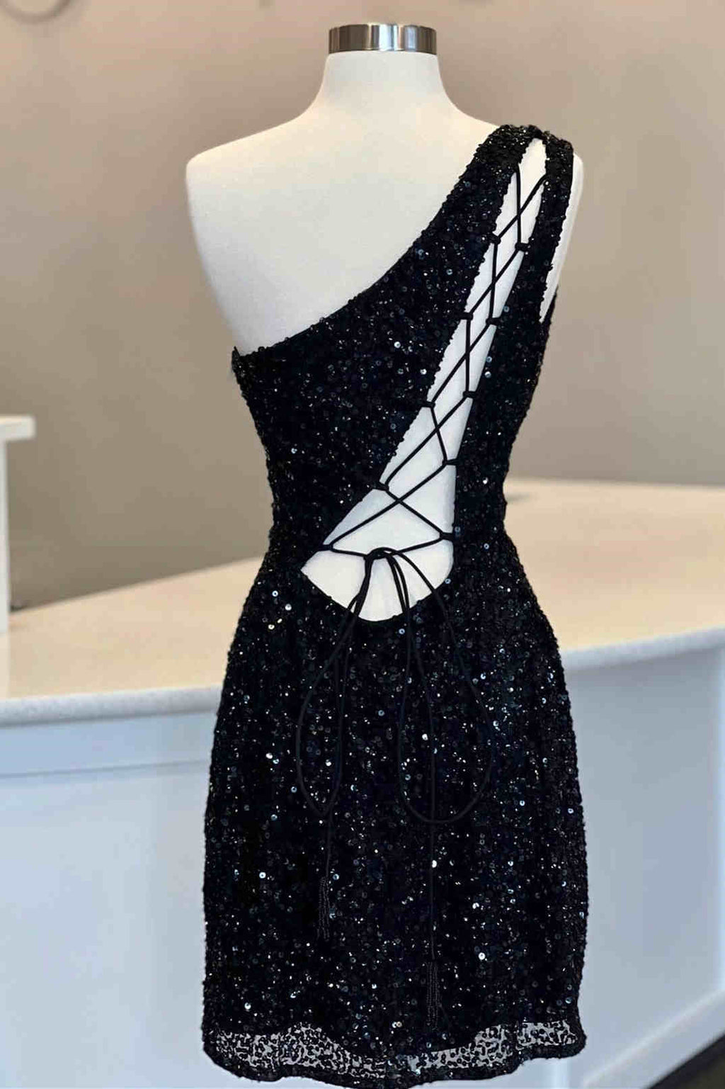 Rotes kurzes Homecoming-Kleid mit einer Schulter SYH23
