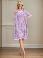 Vestido de madre de la novia de gasa con encaje, escote redondo, ilusión, largo hasta la rodilla, con volantes en cascada y lentejuelas
