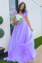 Vestido de fiesta largo color lavanda, corte A, hombros descubiertos, plumas, PSK433