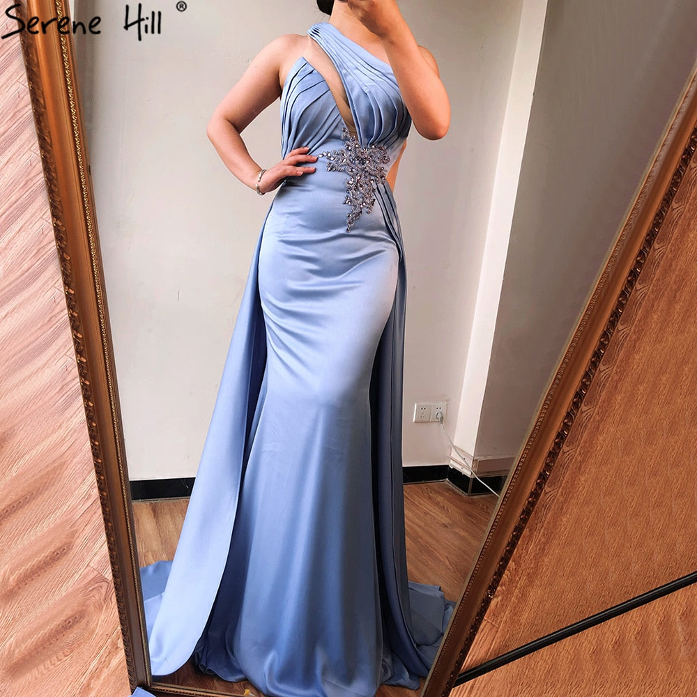 Hellblaues Meerjungfrau-Abendkleid mit einer Schulter 2025 aus Satin mit ärmelloser Perlenstickerei und Schnürung, formelles Kleid LA70578 