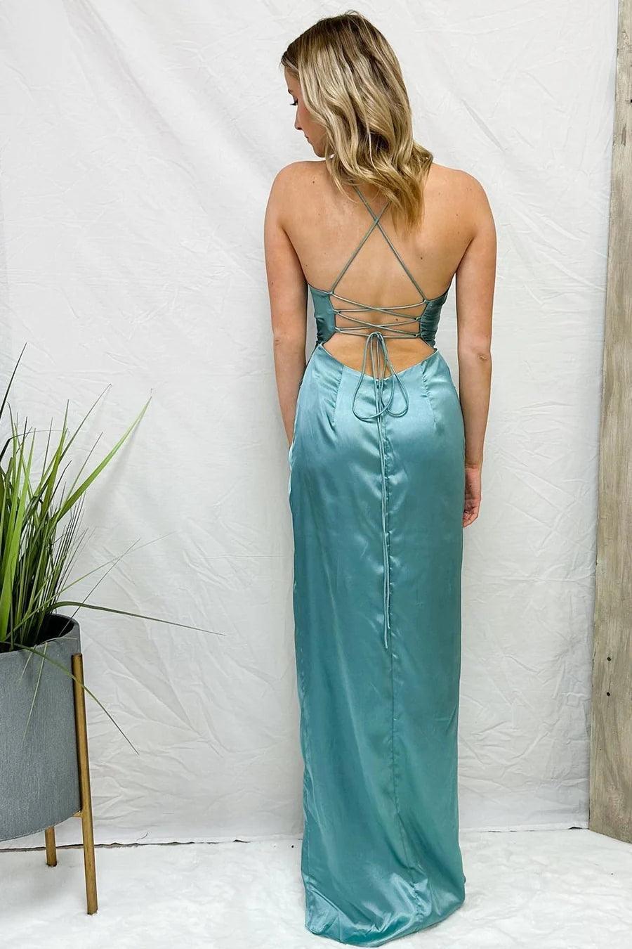 Vestido de fiesta largo plisado con cuello vuelto, nudo torcido y abertura en azul claro PSK430