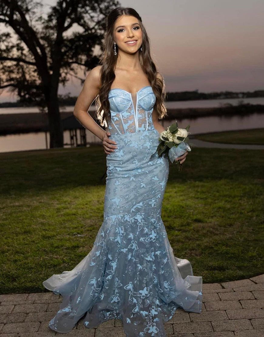 Ruth | Vestido de fiesta largo azul claro, elegante, sin tirantes y con apliques