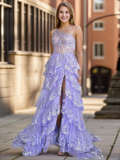 Goldfarbenes One-Shoulder-Ballkleid aus Tüll mit Pailletten, Rüschen und Korsett und Schlitz SYP173