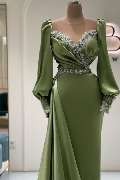 Hermosos vestidos de fiesta de sirena de satén con mangas largas y escote corazón