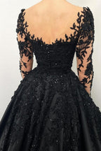 Schwarzes Abendkleid im Prinzessinnen-Ballkleid mit langen Ärmeln und Herzausschnitt