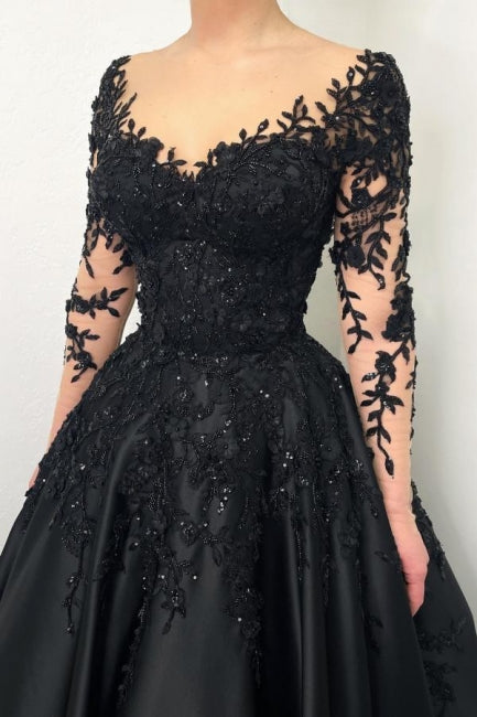 Schwarzes Abendkleid im Prinzessinnen-Ballkleid mit langen Ärmeln und Herzausschnitt