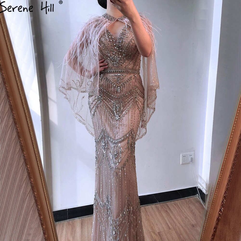 Vestido de noche de sirena de lujo color piel con escote en V, sin mangas, con chal y plumas, vestido formal sexy LA70171 