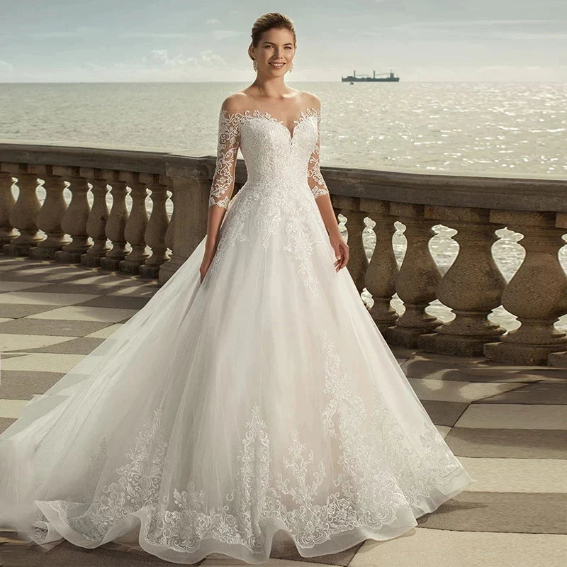 MACDUGAL Exquisite Three-Quarter Sleeves Mopping O-Neck Lace Charming Applique Back Lace Double Button Wedding Dress-payinti