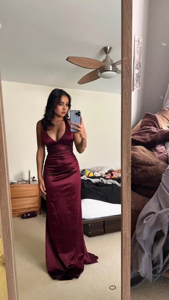 Sexy Deep V Neck Sheath Evening Dress Y5762
