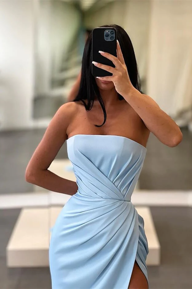 Vestido de noche largo de sirena azul claro sin tirantes y abertura Y370