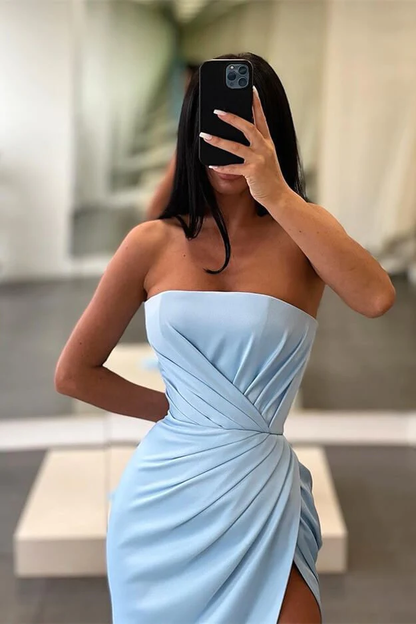 Vestido de noche largo de sirena azul claro sin tirantes y abertura Y370
