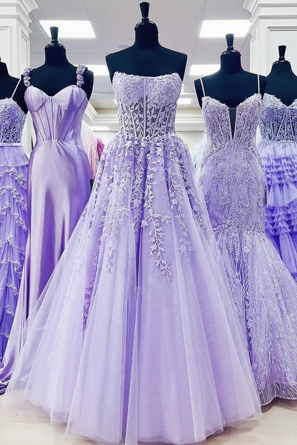 Nell | Vestido de fiesta largo de corte A sin tirantes y con apliques en azul agua