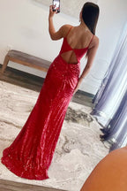 Vestido largo estilo sirena con escote en V y abertura en la espalda, con lentejuelas rojas