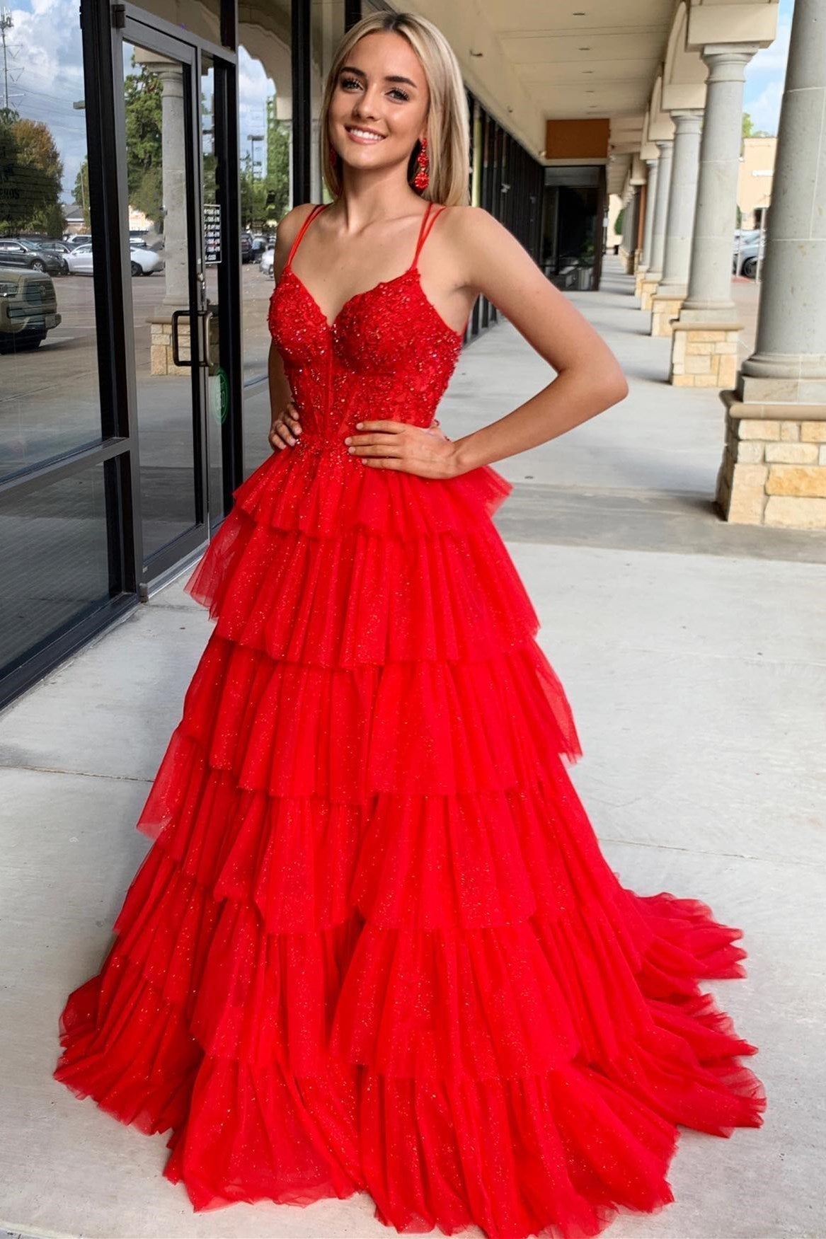 Vestido de fiesta largo con corsé, apliques de volantes escalonados y tirantes finos