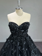 Atemberaubendes, alternatives schwarzes Kleid, schulterfreies Ballkleid, Gothic, unkonventionelles Hochzeitskleid, Y2477