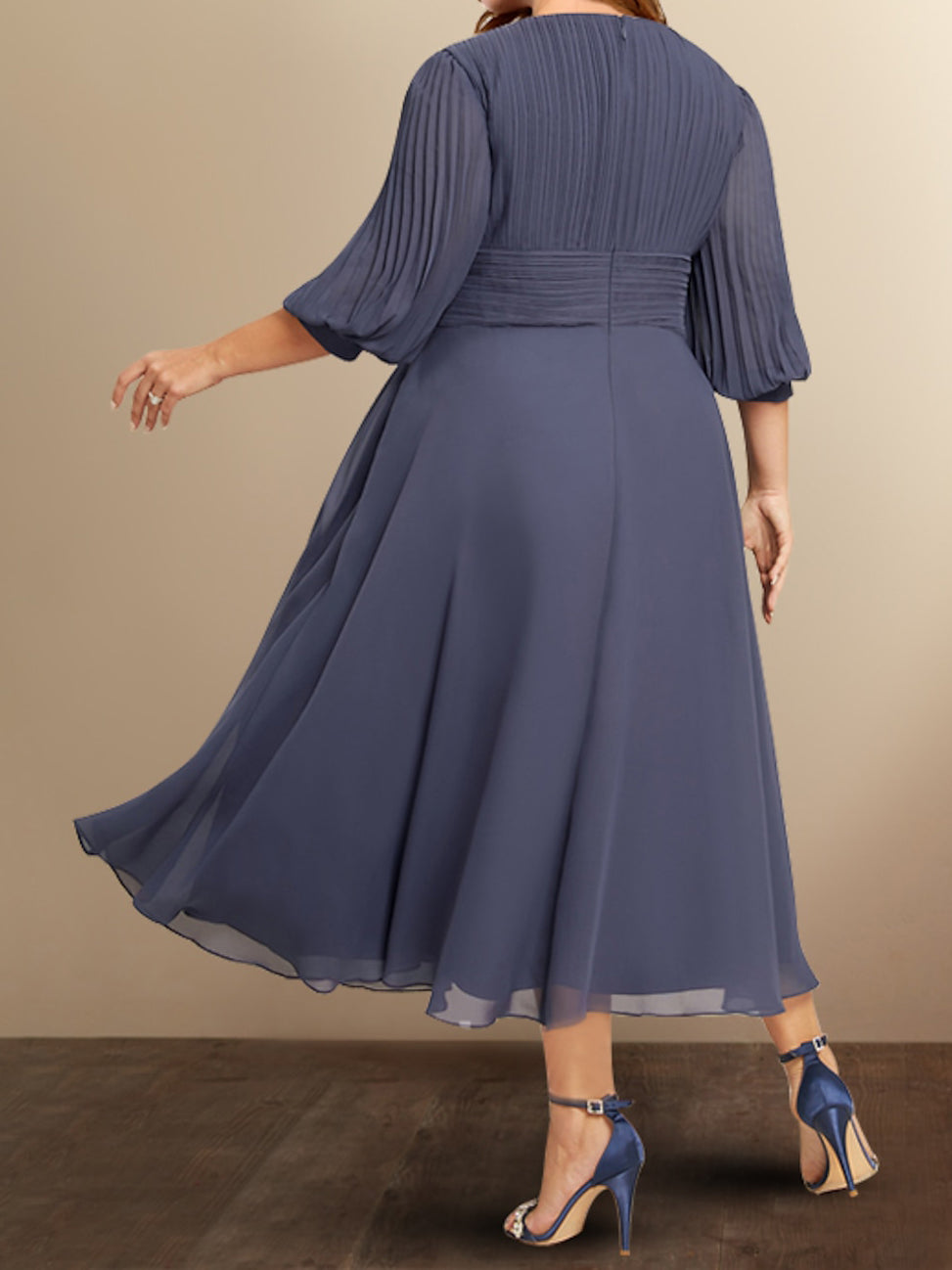 Vestidos de madre de la novia con corte A/princesa y escote en V