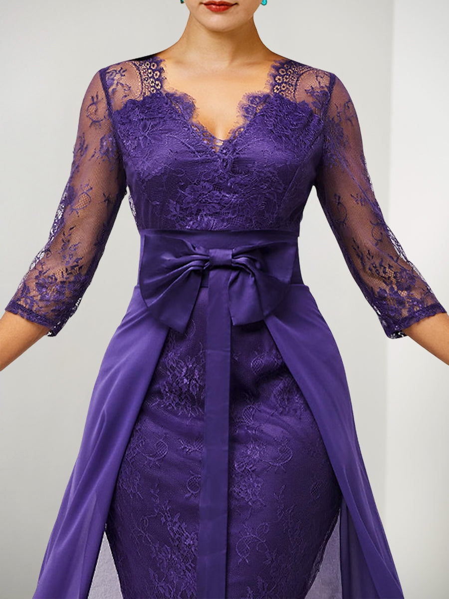 Vestidos de madre de la novia con escote en V, de encaje y corte tubo con cola Watteau