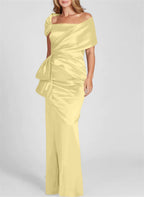 Vestidos para madre de la novia con corte tubo/columna, hombros descubiertos y largo hasta el suelo