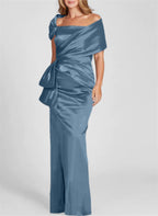 Vestidos para madre de la novia con corte tubo/columna, hombros descubiertos y largo hasta el suelo