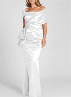 Vestidos para madre de la novia con corte tubo/columna, hombros descubiertos y largo hasta el suelo