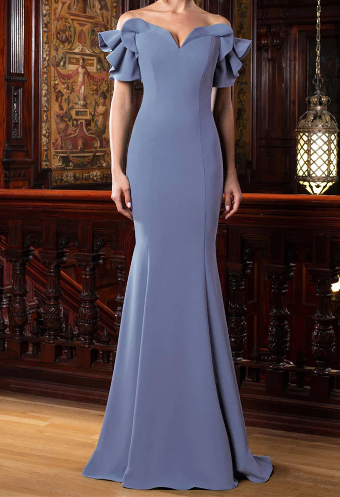 Vestidos de madre de la novia con hombros descubiertos y corte trompeta/sirena