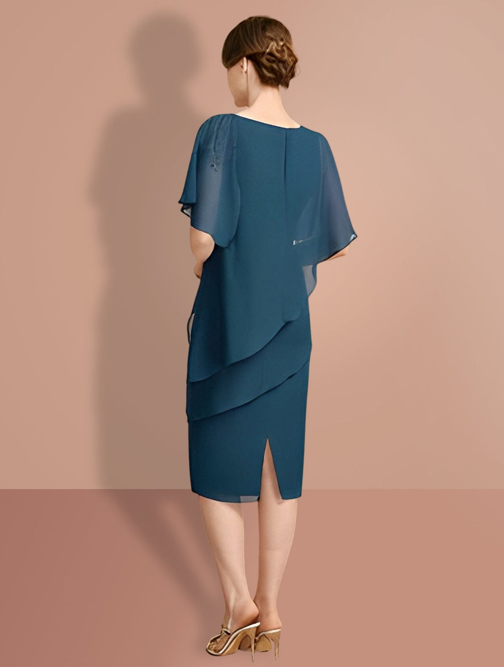 Vestidos para madre de la novia con corte tubo/columna, hasta la rodilla, mangas cortas
