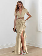 Vestidos de madre de la novia con escote en V, corte sirena/trompeta, largo hasta el suelo y volantes
