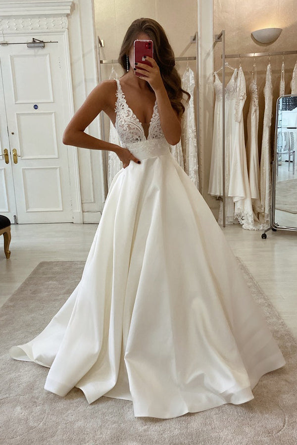 Vestidos de novia de encaje con escote en V baratos online, vestidos de novia únicos y económicos, MW495