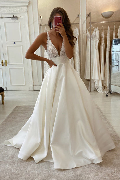 Vestidos de novia de encaje con escote en V baratos online, vestidos de novia únicos y económicos, MW495