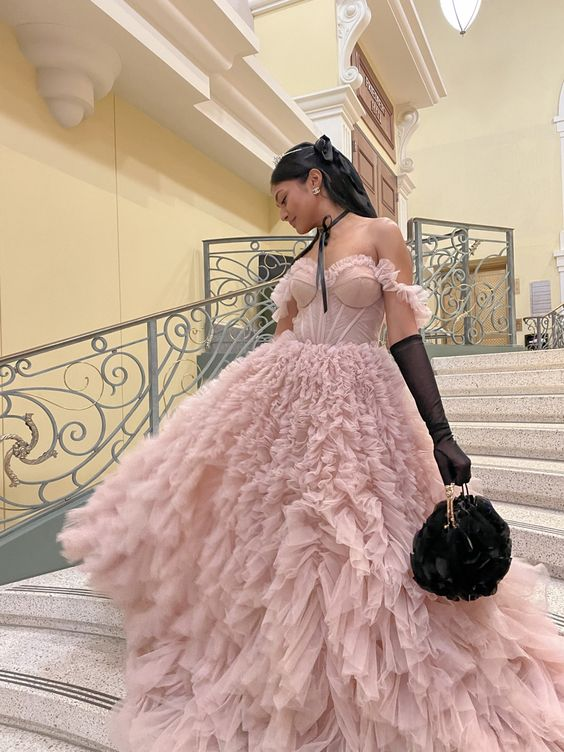 Vestido de noche de tul con escote corazón, largo, con volantes, color rosa sucio, Arabia Saudita, Y4661