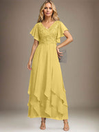 Vestido de gasa con encaje y escote en V hasta los tobillos para madre de la novia con volantes en cascada