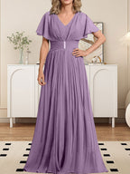 Vestido de gasa para madre de la novia, corte A, escote en V, largo hasta el suelo, con broche de cristal y plisado