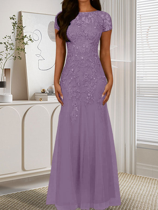 Vestido de tul con lentejuelas y escote redondo de sirena en azul marino oscuro