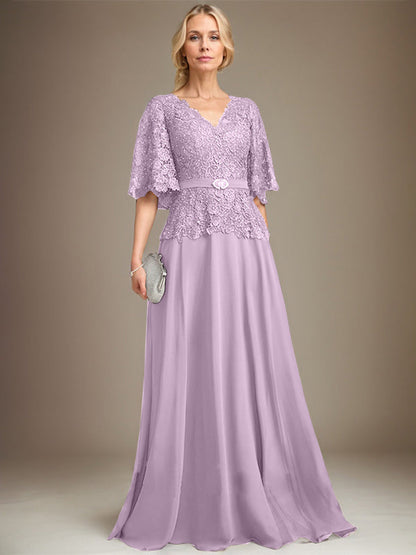 A-Linie V-Ausschnitt Bodenlanges Chiffon-Spitzenkleid für die Brautmutter mit Kristallbrosche und Strass 