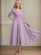 A-Linie V-Ausschnitt Wadenlanges Chiffon-Spitzenkleid für die Brautmutter mit Perlen und Pailletten 