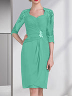 Vestido de gasa para madre de la novia con escote corazón, largo hasta la rodilla, con apliques de cuentas, encaje y lentejuelas plisado.