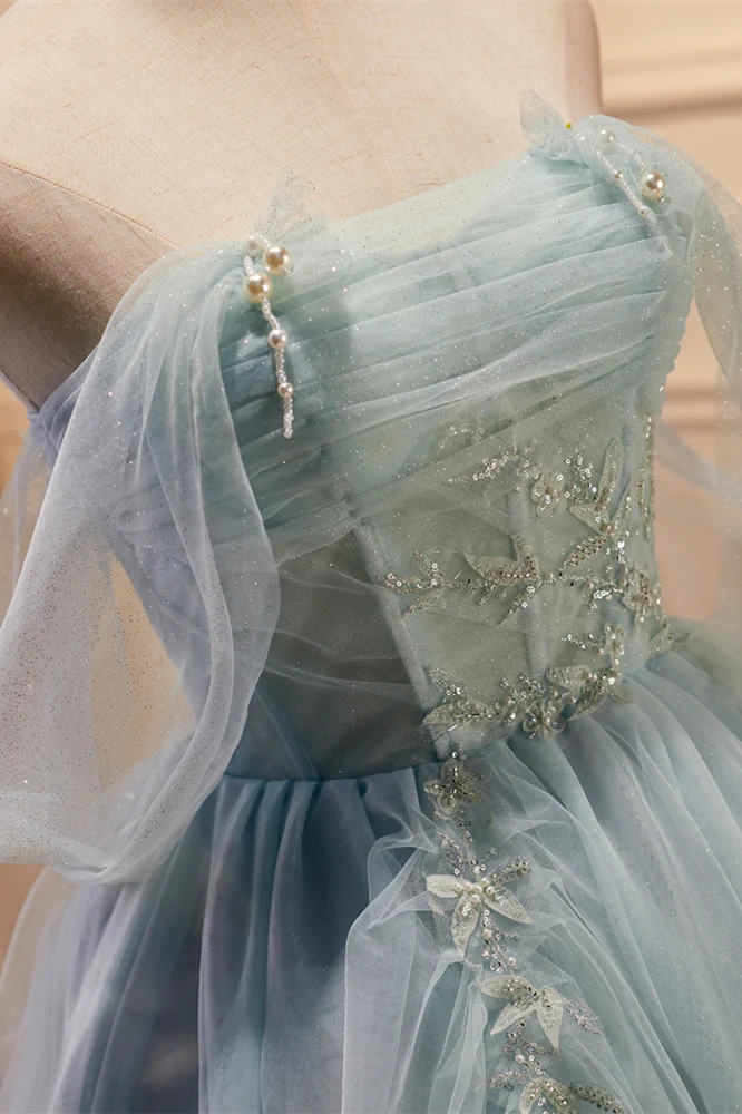 Vestido de fiesta plisado con cuentas y hombros descubiertos en color salvia polvorienta Y2713
