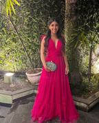 Elegante vestido de noche rosa intenso con escote en V y corte A Y5100