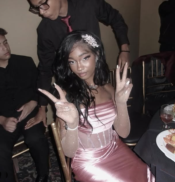 Rosa trägerloses Satin Meerjungfrau Abendkleid Langes Ballkleid Y7721