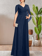 Vestido largo azul marino oscuro con escote en V y corte A para madre de la novia