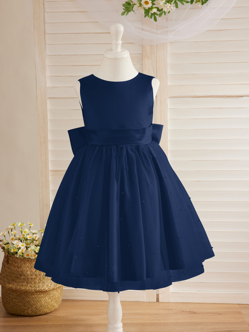 Vestido de niña de las flores de satén, tul y hasta la rodilla, estilo princesa