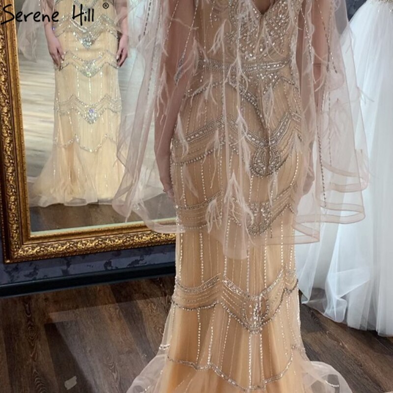 Vestido de noche sexy color piel, color plata, con escote en V, estilo sirena, sin mangas, con plumas, chal, hilo y diamantes, LA70171B 