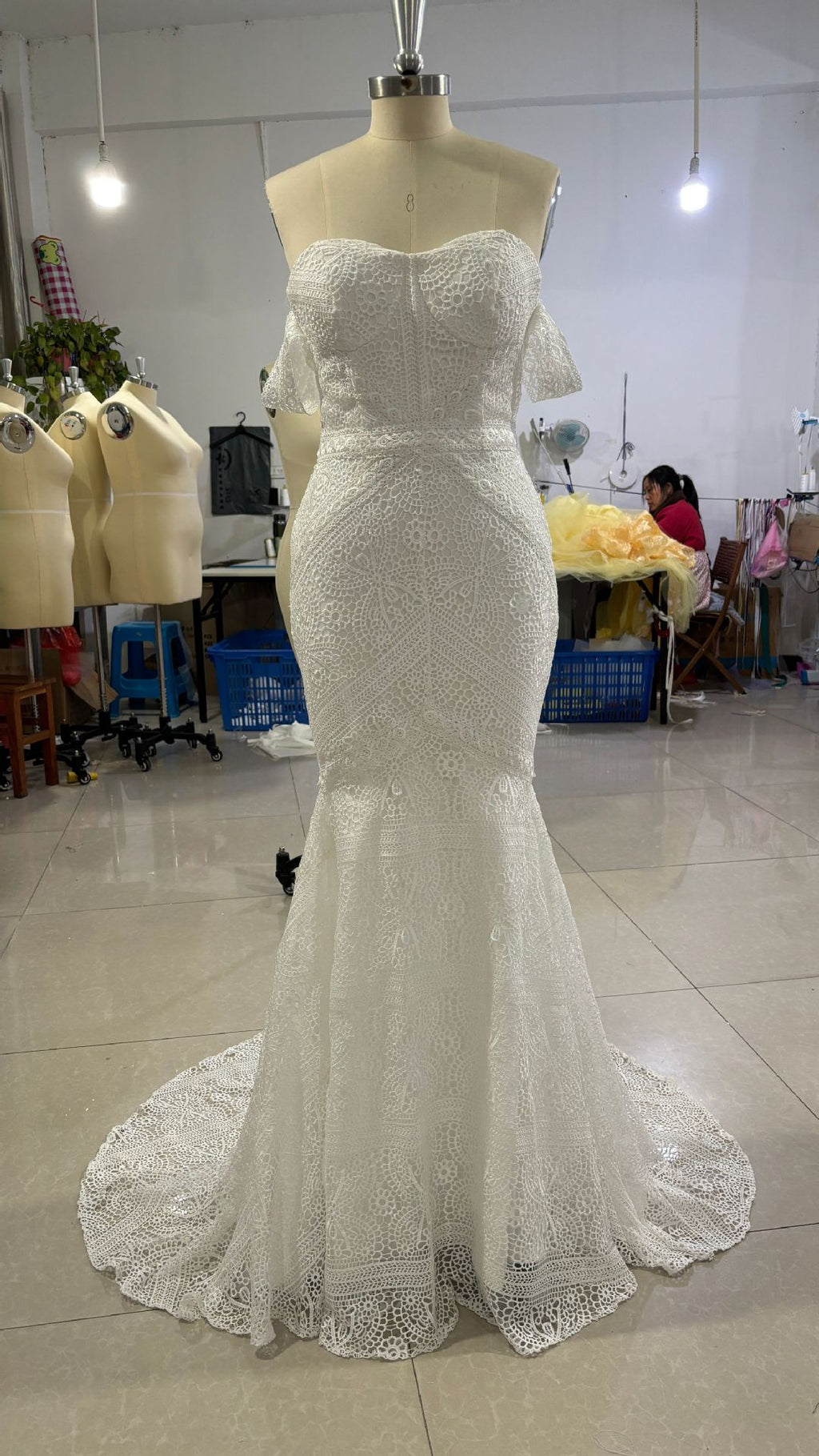 Vintage Spitze Meerjungfrau Brautkleid Trägerlos Formales Abschlussball Abendkleid