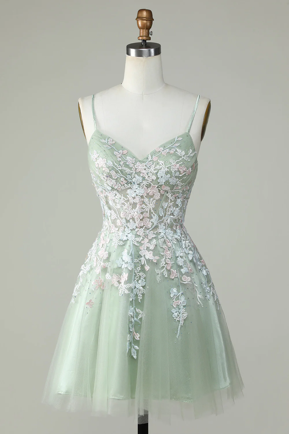 Vestido de fiesta con tirantes finos en color salvia polvoriento y espalda cruzada Y2925