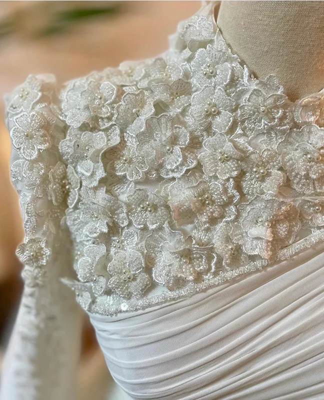 Muslimisches Hochzeitskleid mit langen Ärmeln und Perlen, Chiffon-Applikationen, lange, plissierte Brautkleider Y6727
