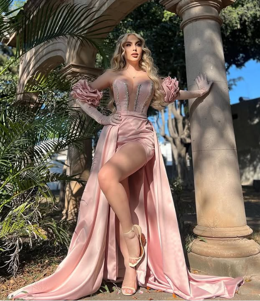 Glamuroso vestido de fiesta de satén rosa con cuentas y corte sirena, vestido de noche con guantes Y8534